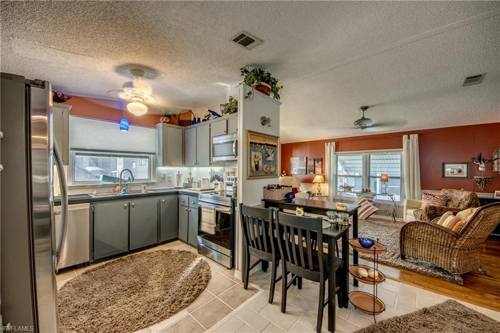 PINE ISLAND COVE - Residential