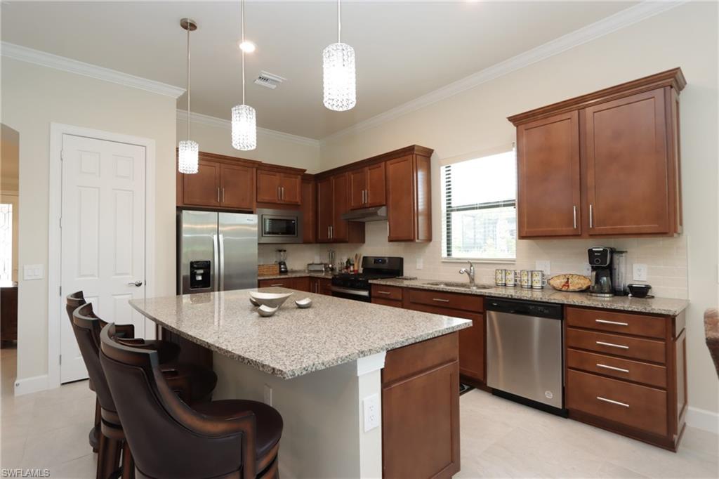 GREYHAWK AT GOLF CLUB OF THE EVERGLADES - Residential Lease