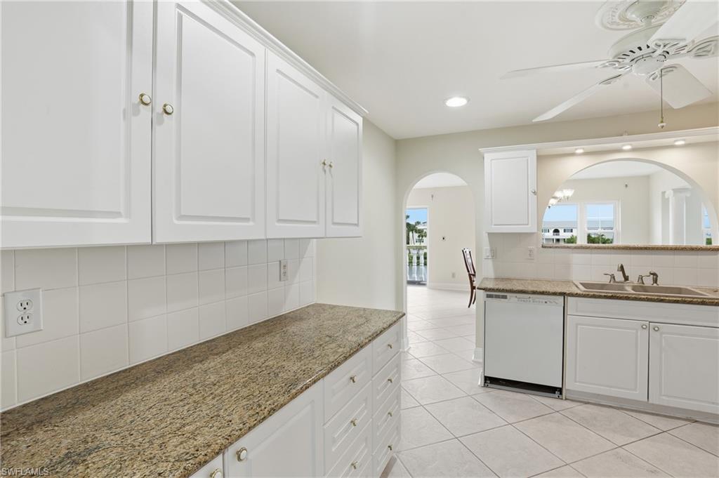 STRATFORD PLACE CONDO - Residential