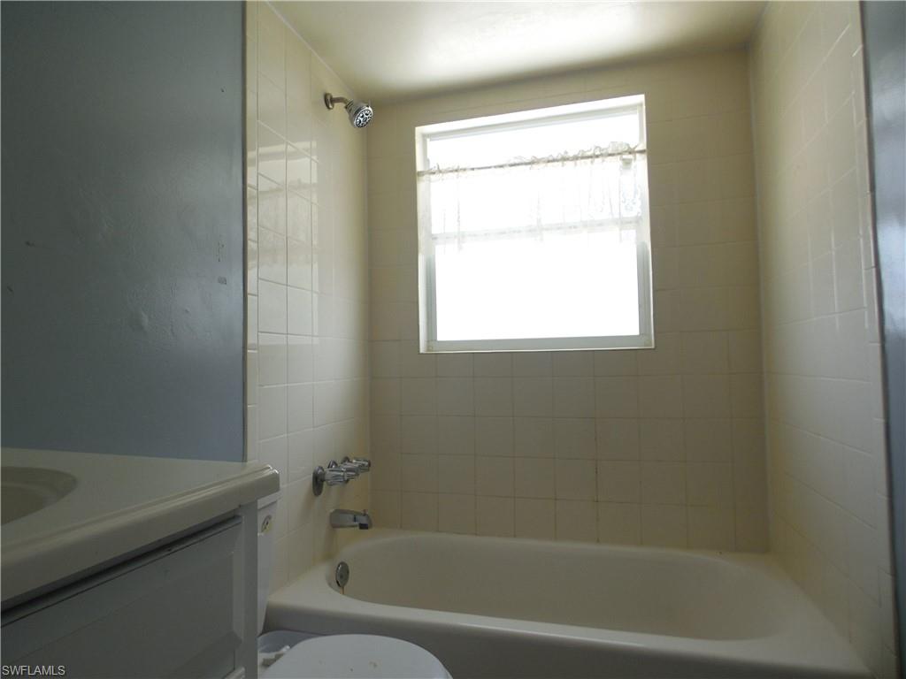 TROPIC ISLES - Residential