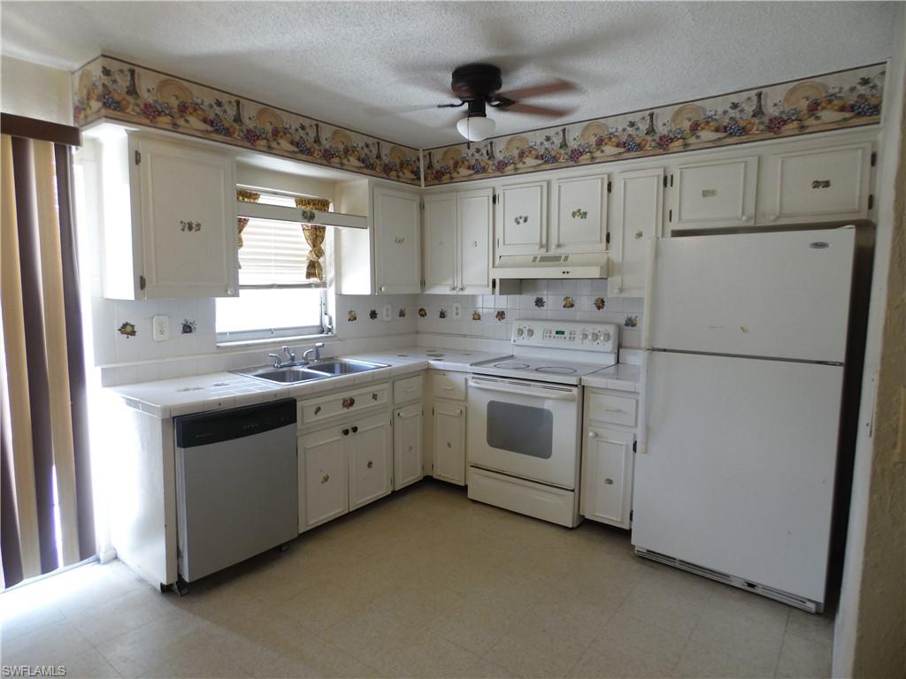 TROPIC ISLES - Residential