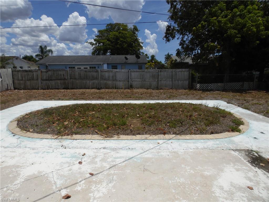 TROPIC ISLES - Residential