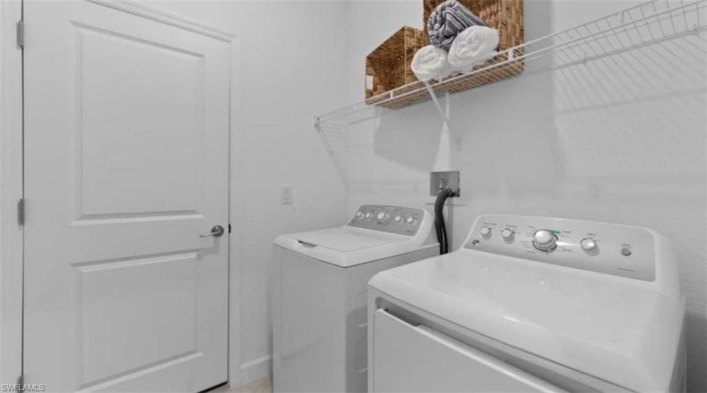 IBIS LANDING - Residential Lease