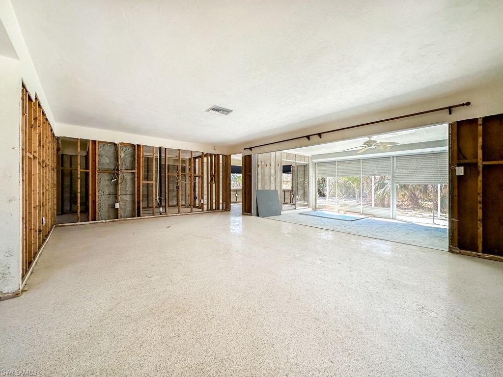 TRADEWINDS - Residential