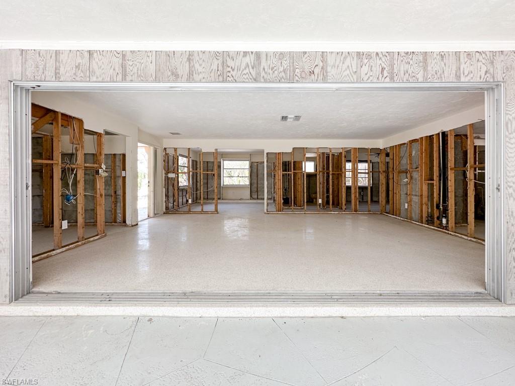 TRADEWINDS - Residential