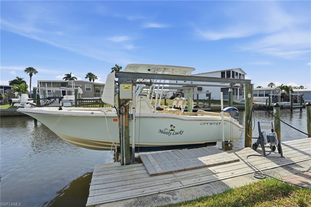 BAYSIDE ESTATES - Residential