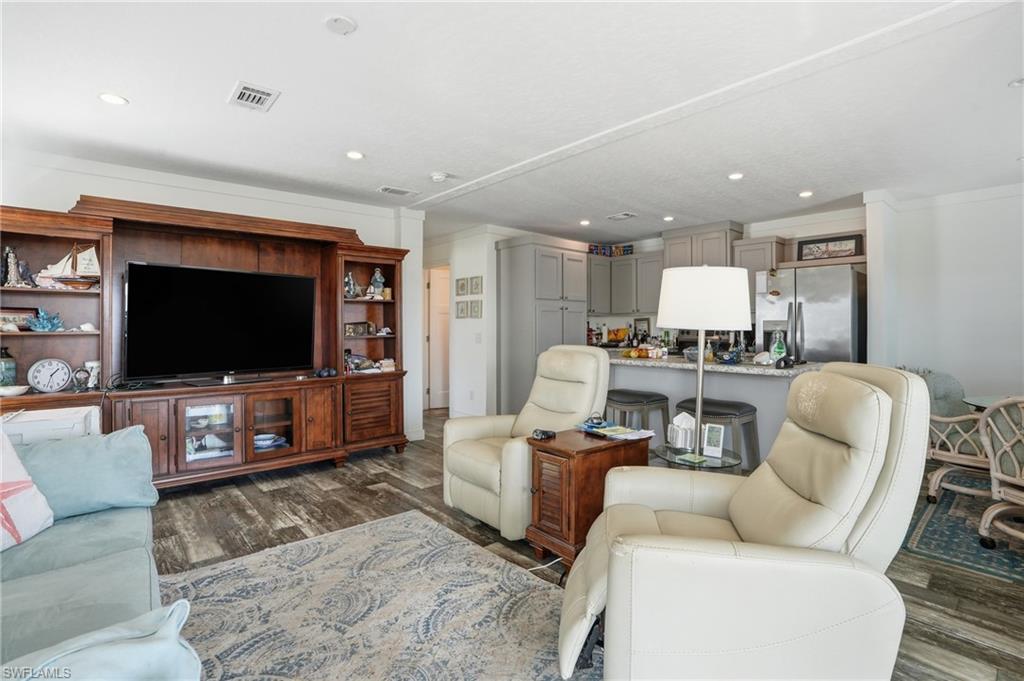 BAYSIDE ESTATES - Residential