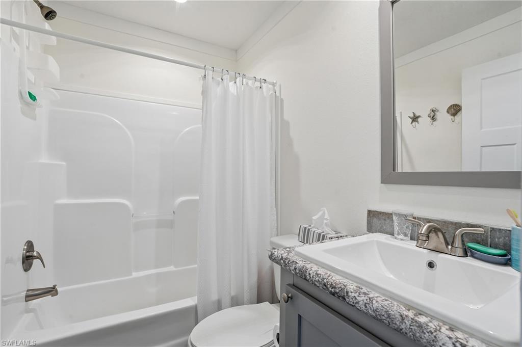 BAYSIDE ESTATES - Residential