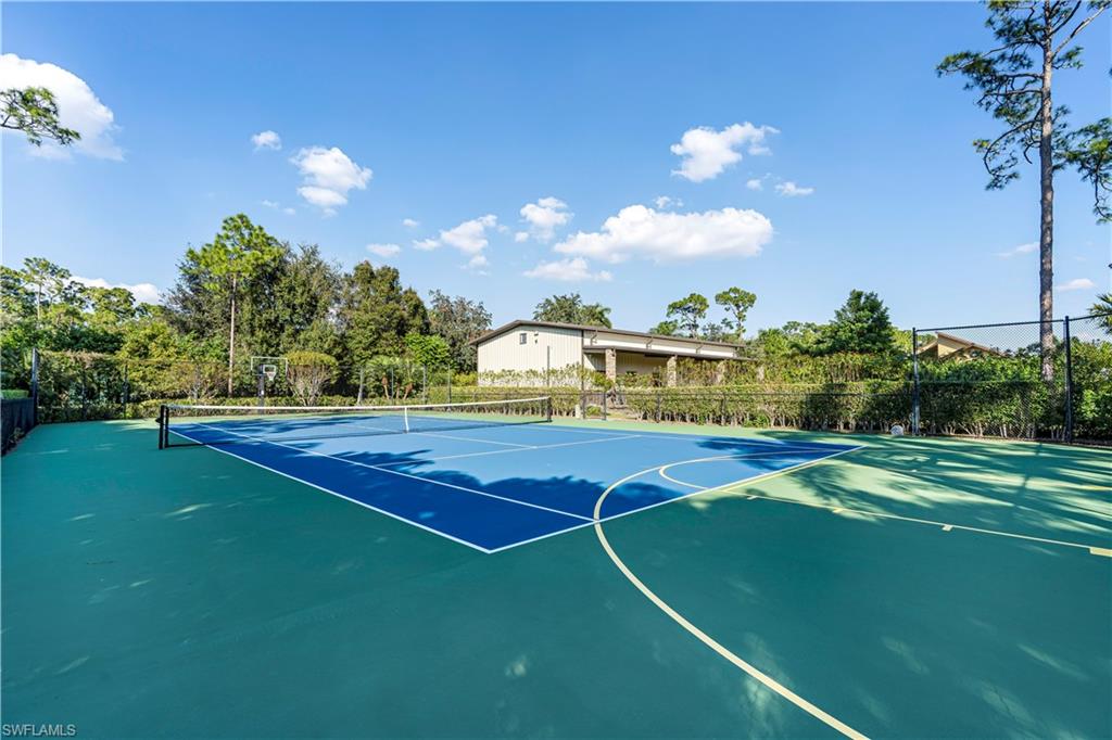 PINE RIDGE - Residential