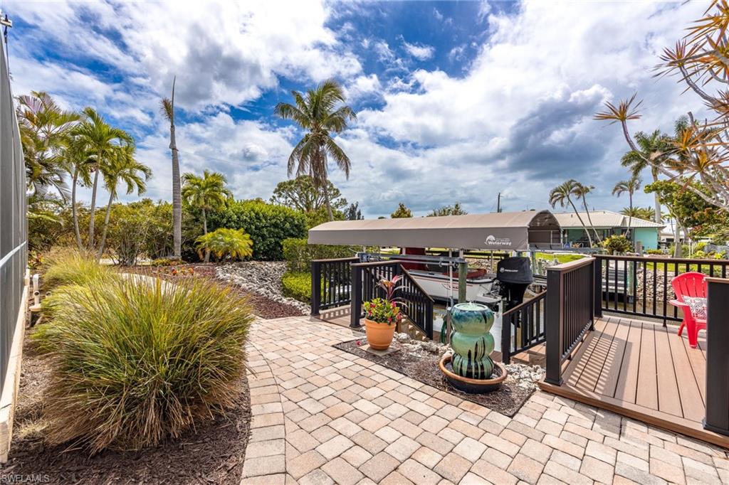 CHARLOTTE SHORES - Residential