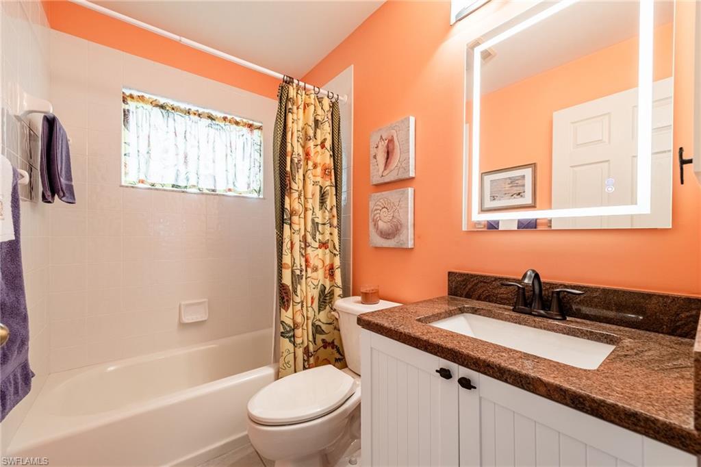 CHARLOTTE SHORES - Residential