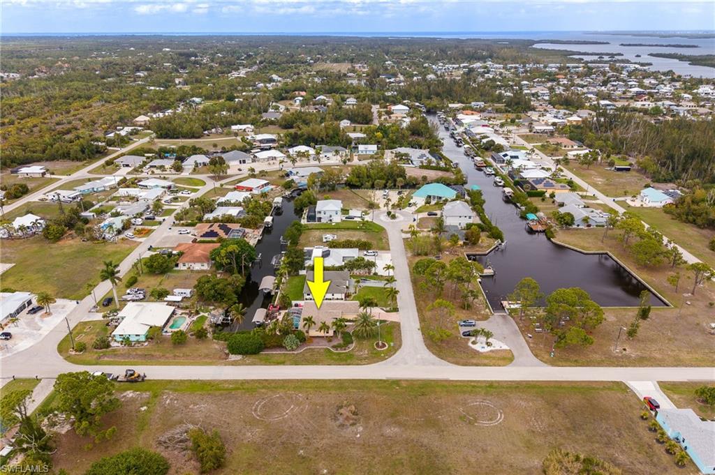 CHARLOTTE SHORES - Residential
