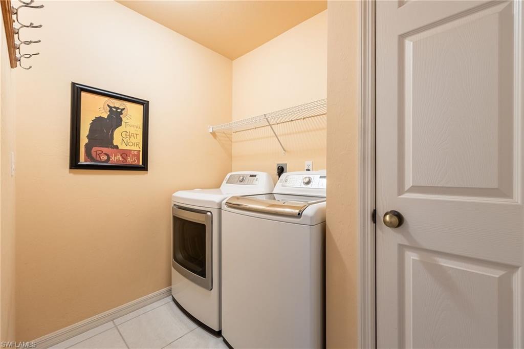 CHARLOTTE SHORES - Residential