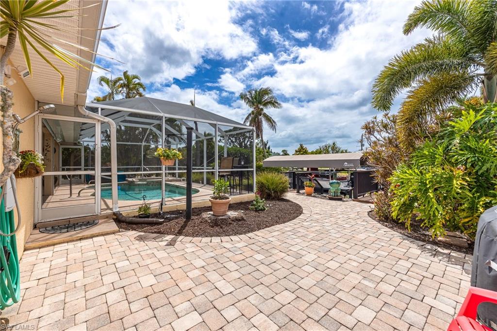 CHARLOTTE SHORES - Residential