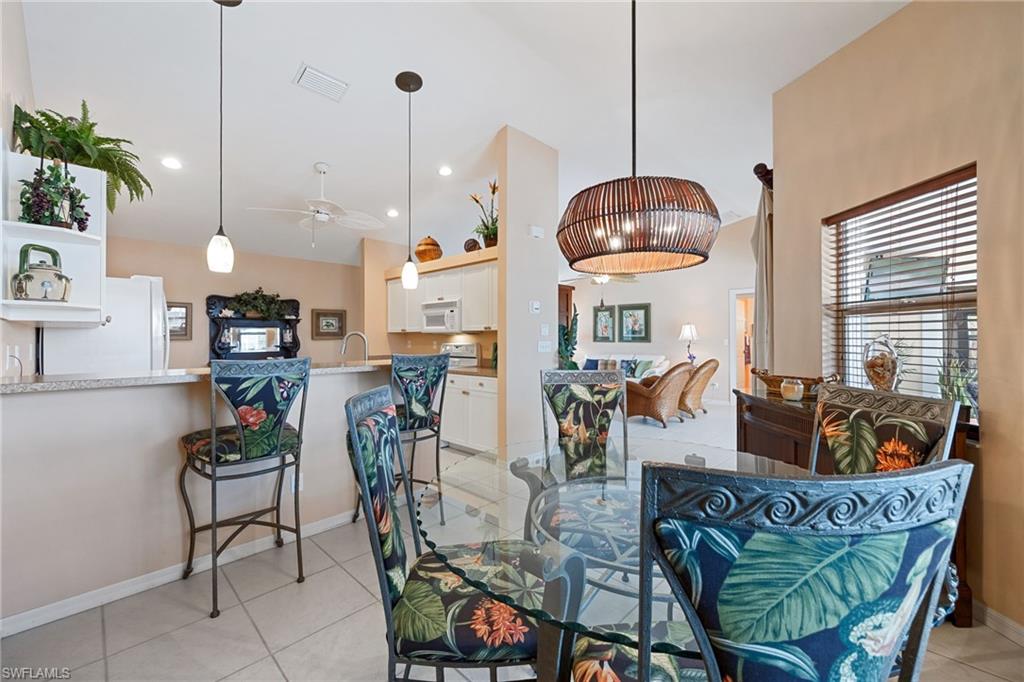 CHARLOTTE SHORES - Residential