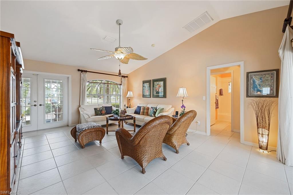 CHARLOTTE SHORES - Residential