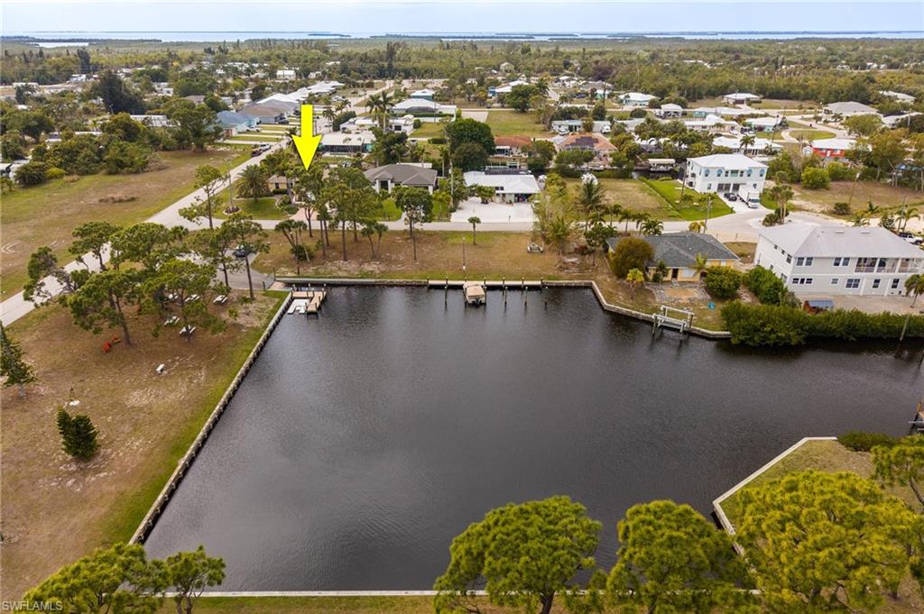 CHARLOTTE SHORES - Residential