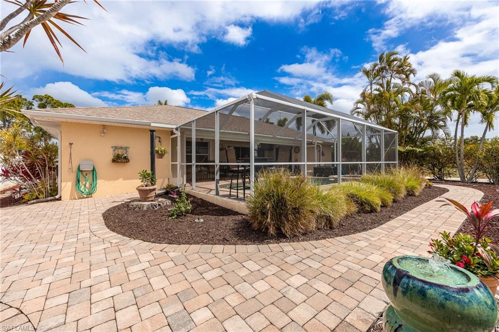 CHARLOTTE SHORES - Residential