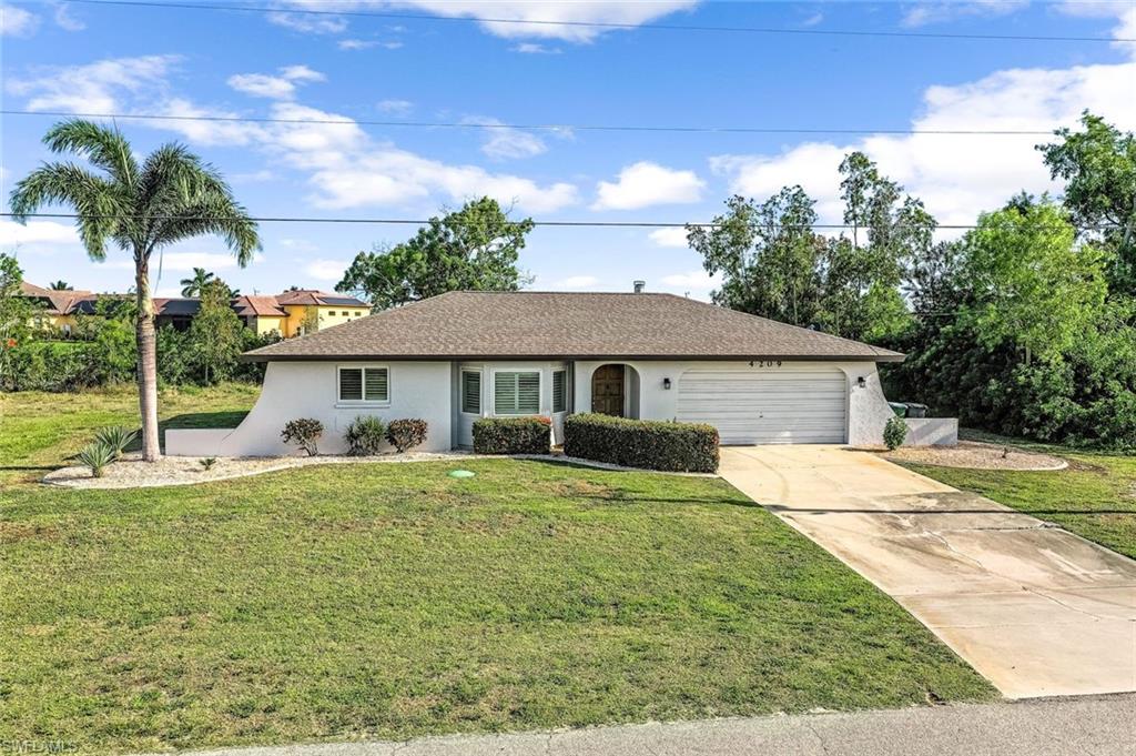 CAPE CORAL - Residential