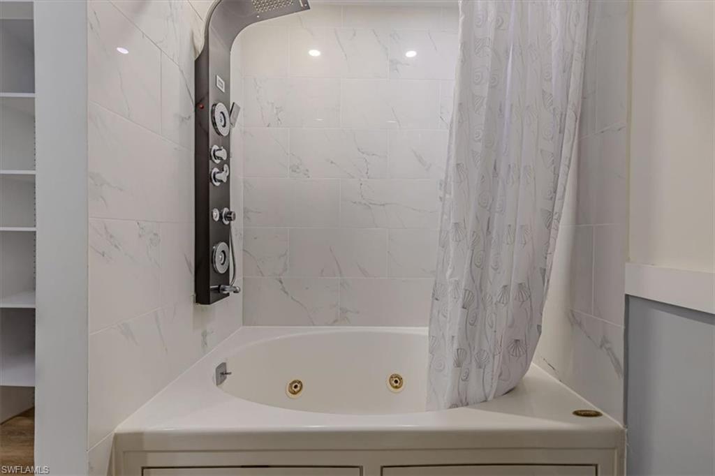 BAYBERRY - Residential