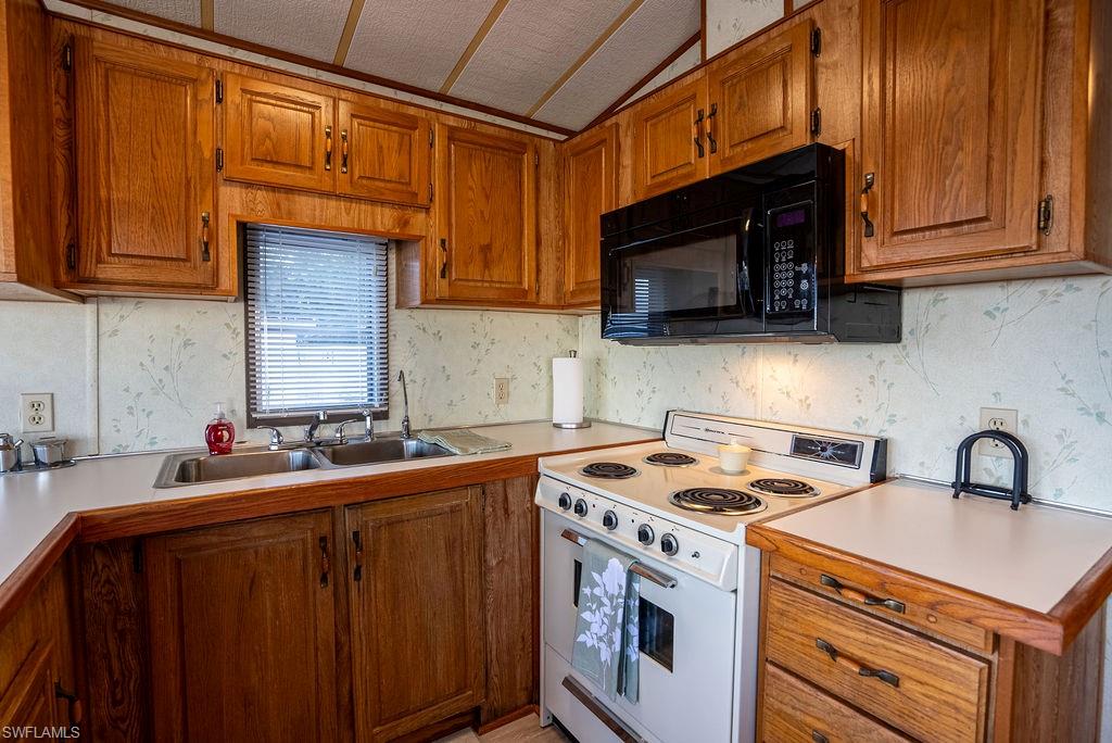 CYPRESS BEND RV RESORT - Residential