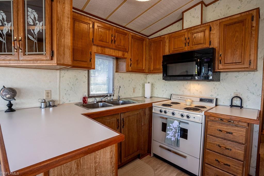 CYPRESS BEND RV RESORT - Residential