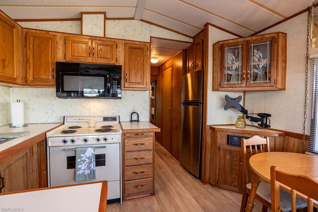 CYPRESS BEND RV RESORT - Residential