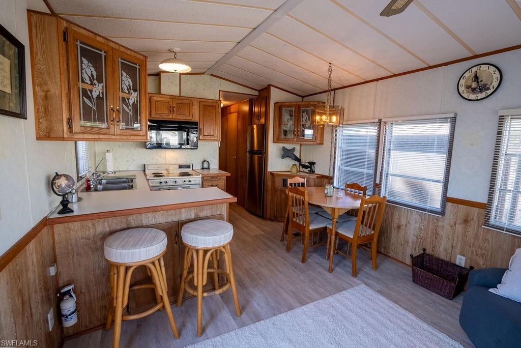 CYPRESS BEND RV RESORT - Residential