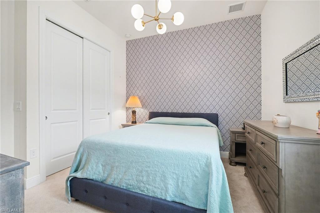 HAMPTON PARK - Residential