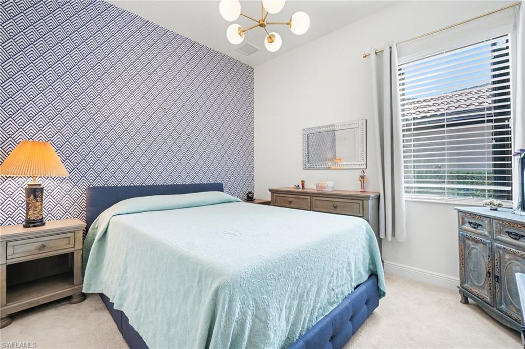 HAMPTON PARK - Residential