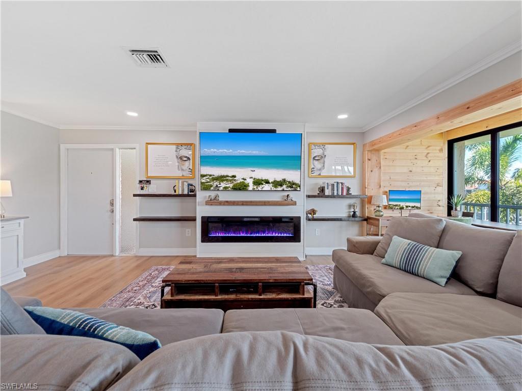 ANNA MARIA - Residential