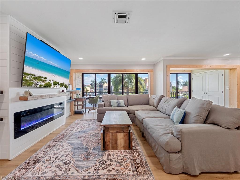 ANNA MARIA - Residential