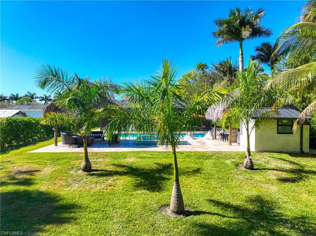 OAKES ESTATES - Residential Lease