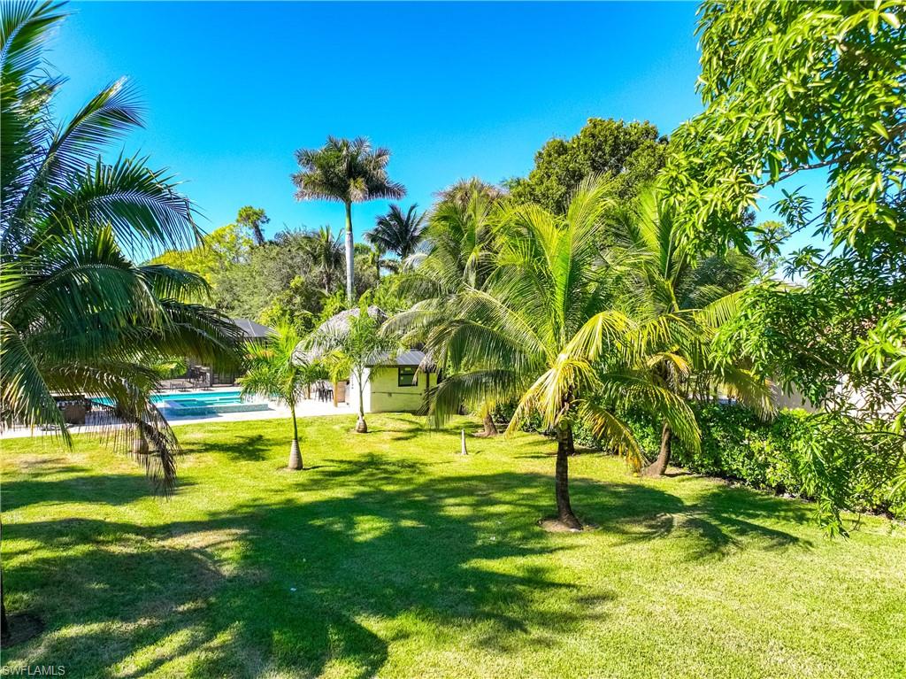 OAKES ESTATES - Residential Lease