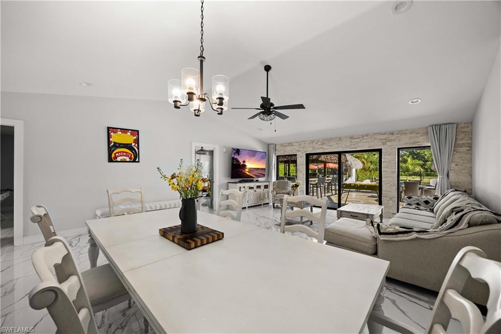 OAKES ESTATES - Residential Lease