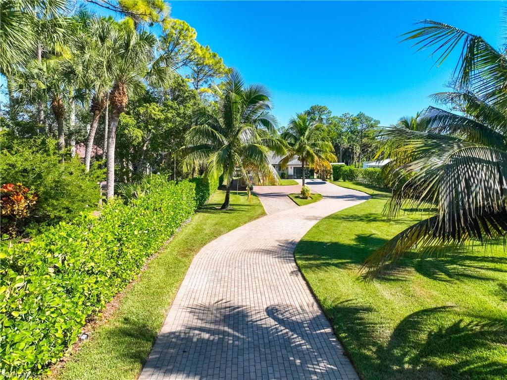 OAKES ESTATES - Residential Lease