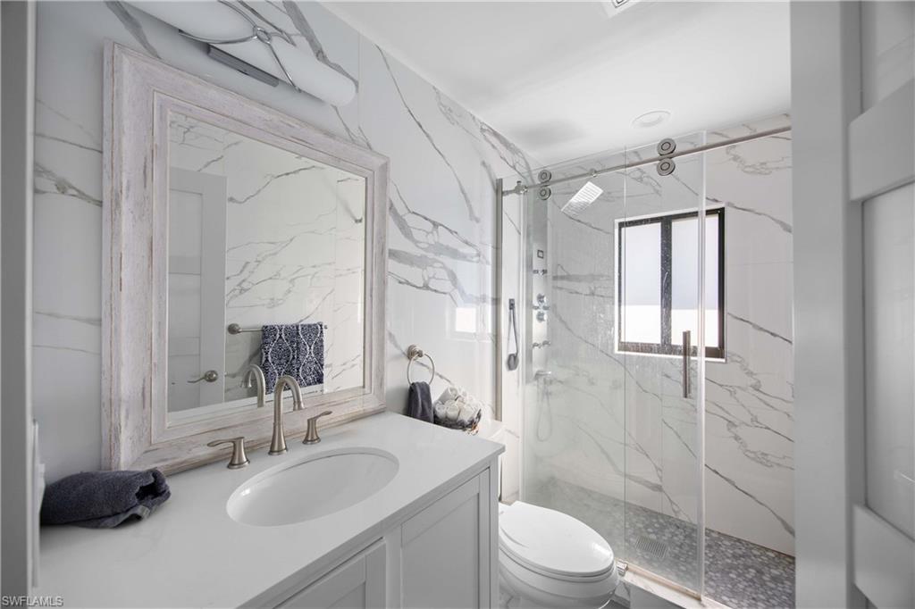 OAKES ESTATES - Residential Lease