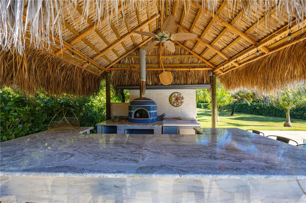 OAKES ESTATES - Residential Lease