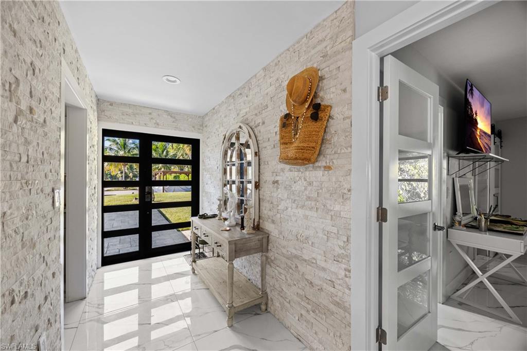 OAKES ESTATES - Residential Lease