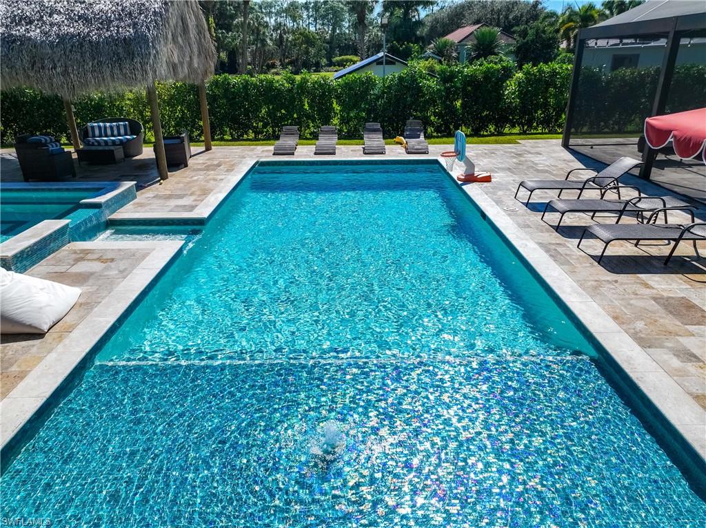 OAKES ESTATES - Residential Lease