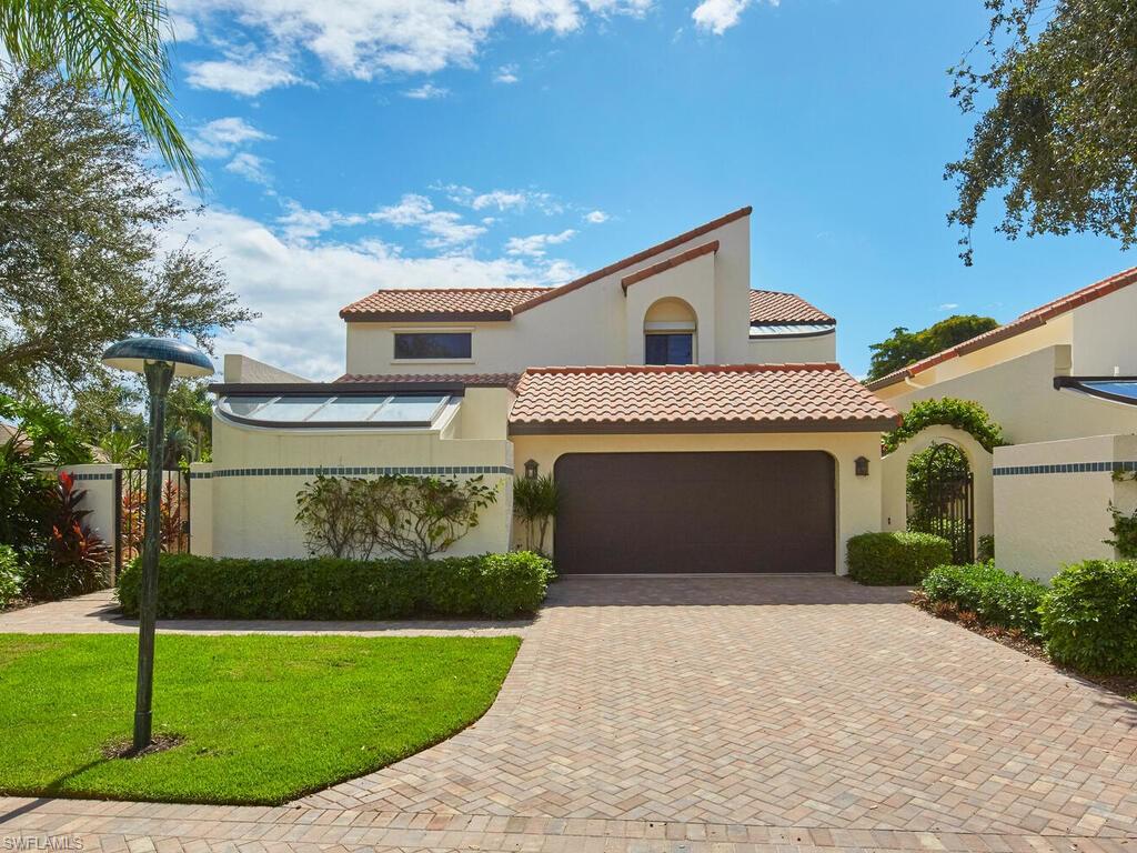 Photo of 22 Las Brisas WAY #23, NAPLES, FL 34108 (MLS # 223074311)