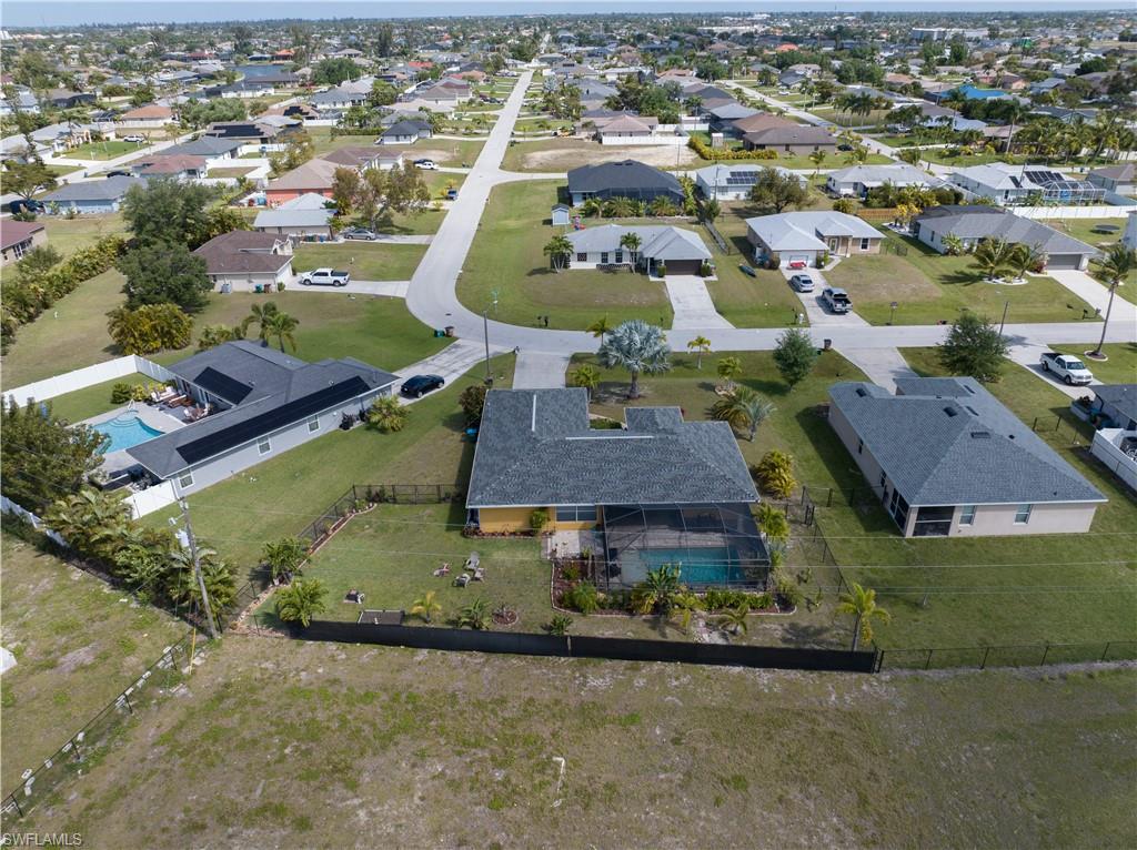 CAPE CORAL - Residential