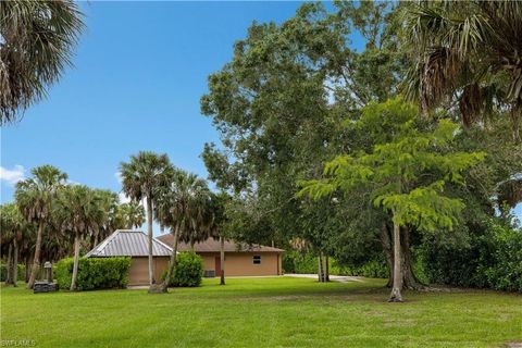 A home in NAPLES