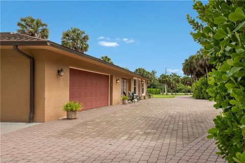 A home in NAPLES