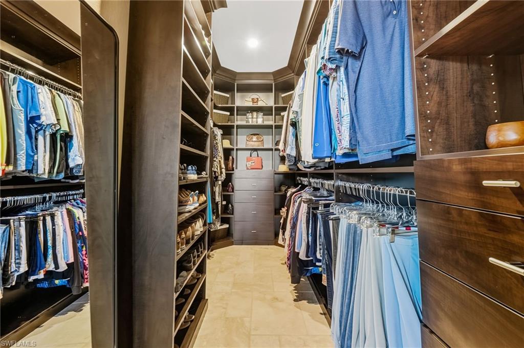 INDIGO SHORES - Residential