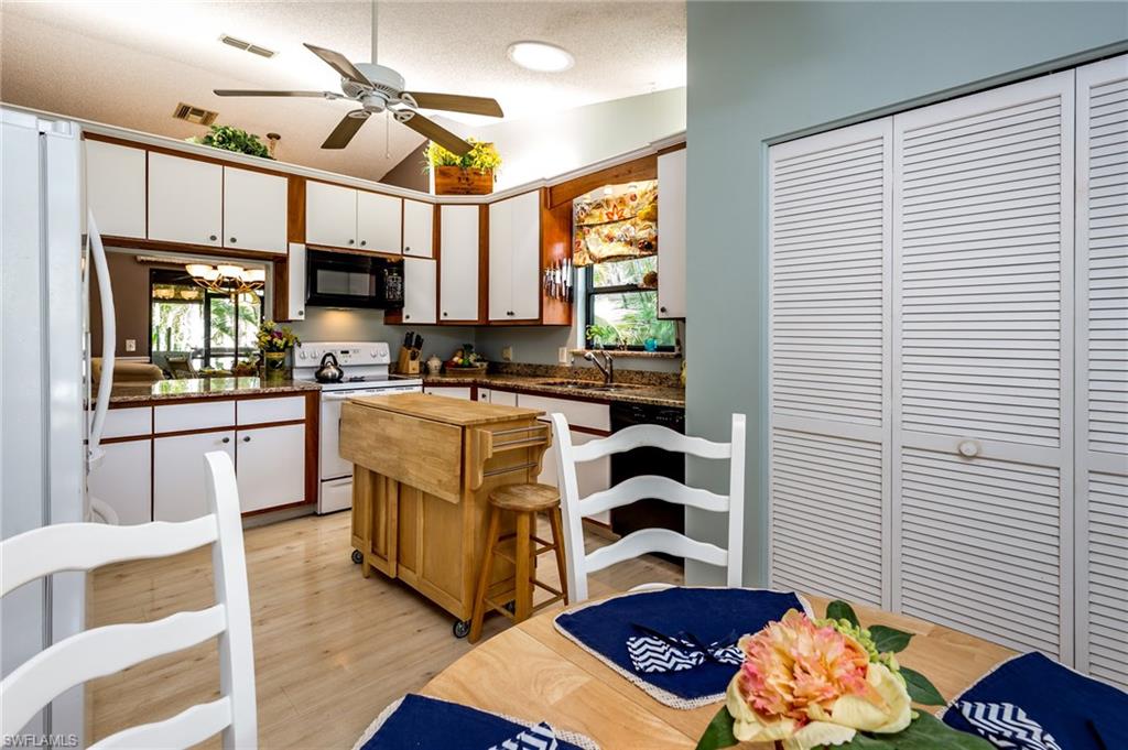 ISLAND PARK VILLAGE - Residential