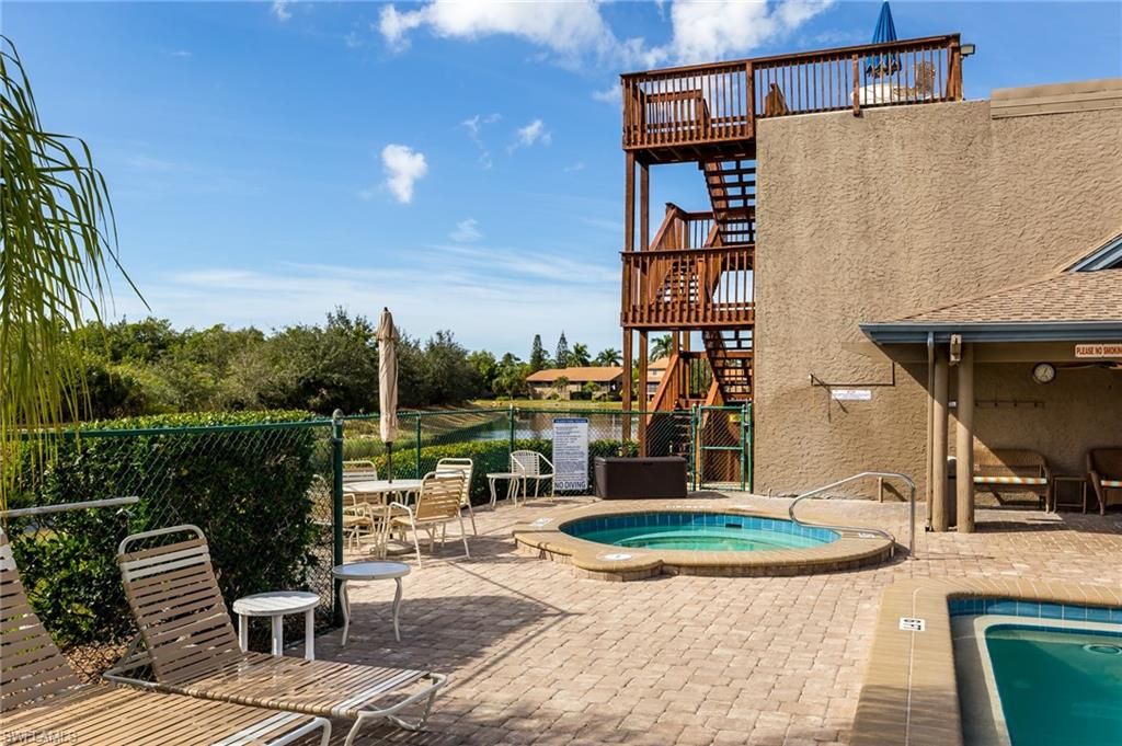 ISLAND PARK VILLAGE - Residential