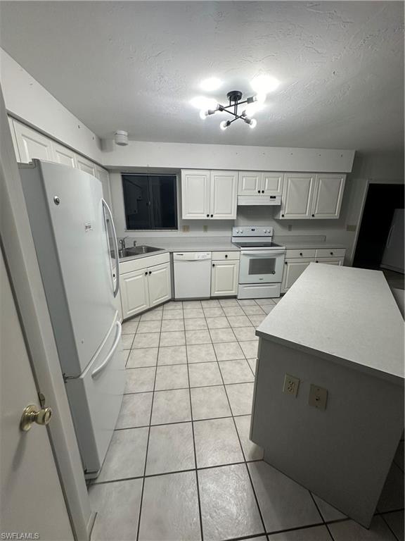 NESTING OF PINE ISLAND - Residential