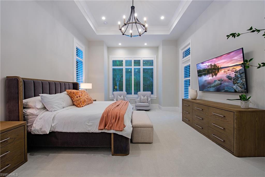 WINDWARD ISLE - Residential