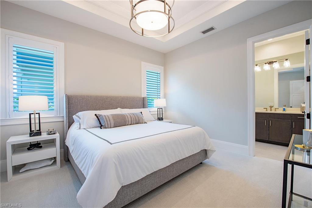 WINDWARD ISLE - Residential